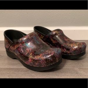 Women’s Dansko Clogs Size 39